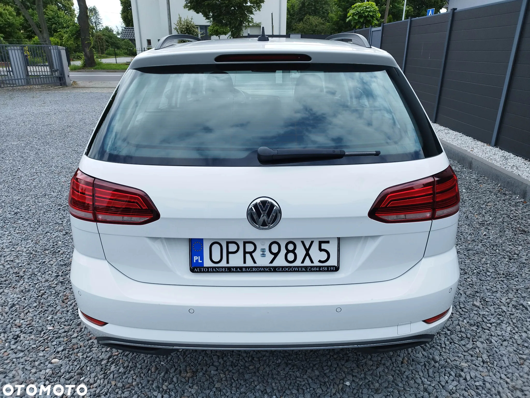 Volkswagen Golf 2.0 BlueTDI Comfortline - 6