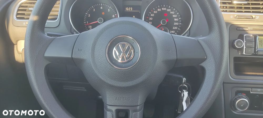 Volkswagen Golf 1.6 Team - 14
