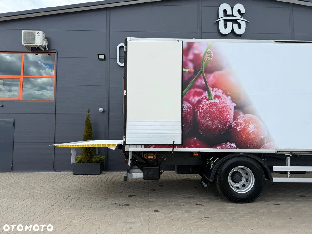 Renault Premium 270 DXI chłodnia multitemperatura // 18 Epal // E5 - 12