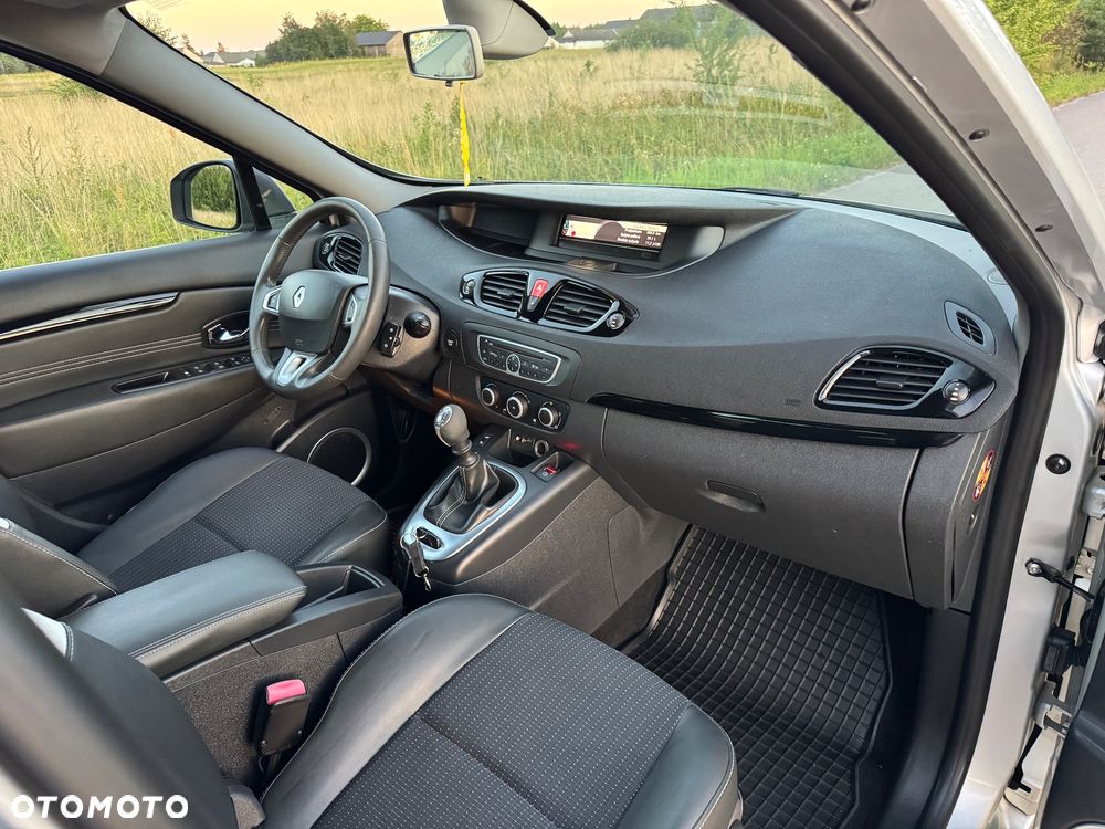Renault Scenic 1.4 16V TCE Bose Edition - 9