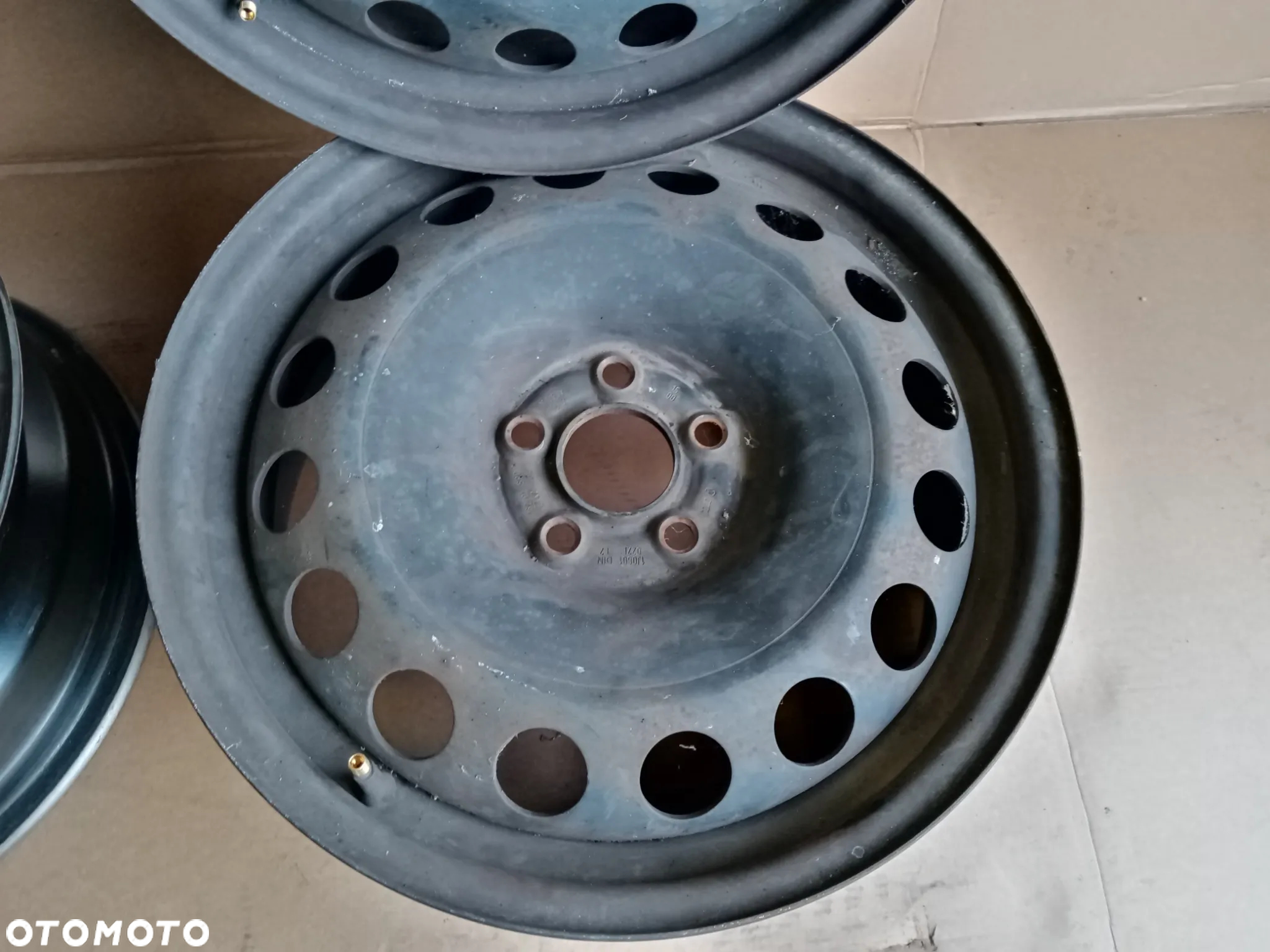Felgi stalowe Volkswagen R16 16 5x100 ET42 6,5j 1J0601027L - 4