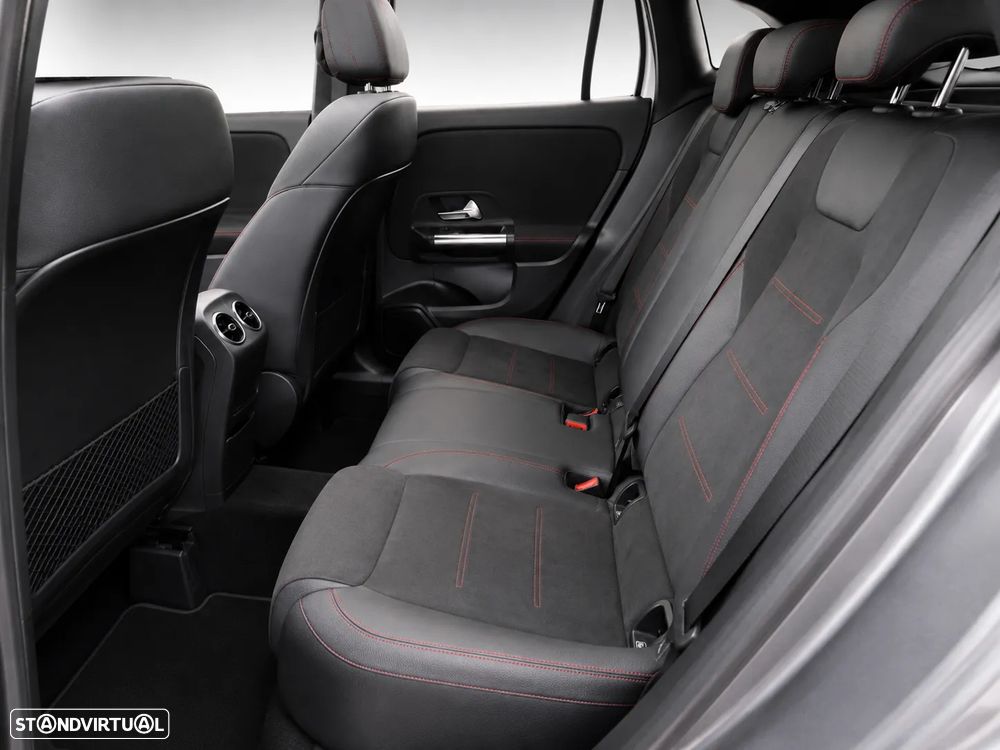 Mercedes-Benz GLA 180 d AMG Line - 6