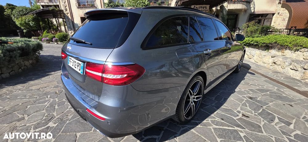Mercedes-Benz E 220 d 4MATIC 9G-TRONIC AMG Line - 28