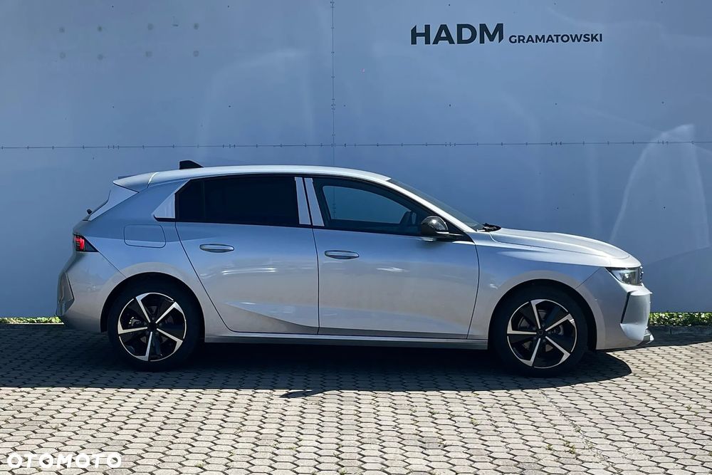 Opel Astra VI 1.2 T Edition S&S - 2