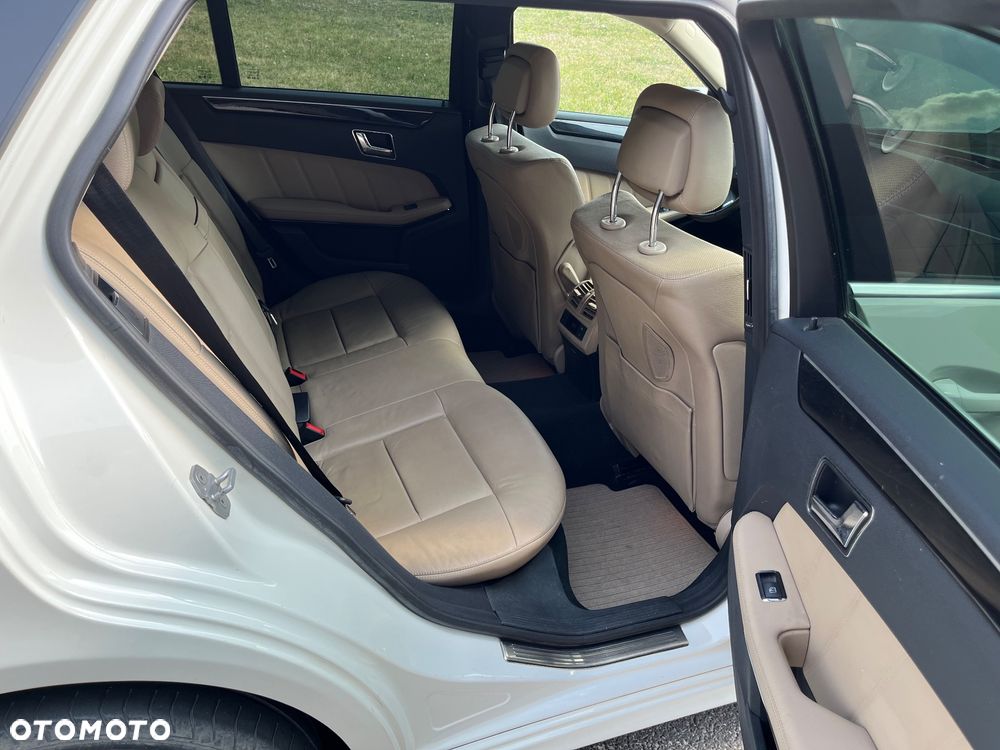 Mercedes-Benz Klasa E 350 CDI 4-Matic BlueEff Avantgarde - 12