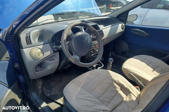 Far stanga Fiat Punto 2 [1999 - 2003] Hatchback 5-usi 1.2 MT (80 hp) - 7