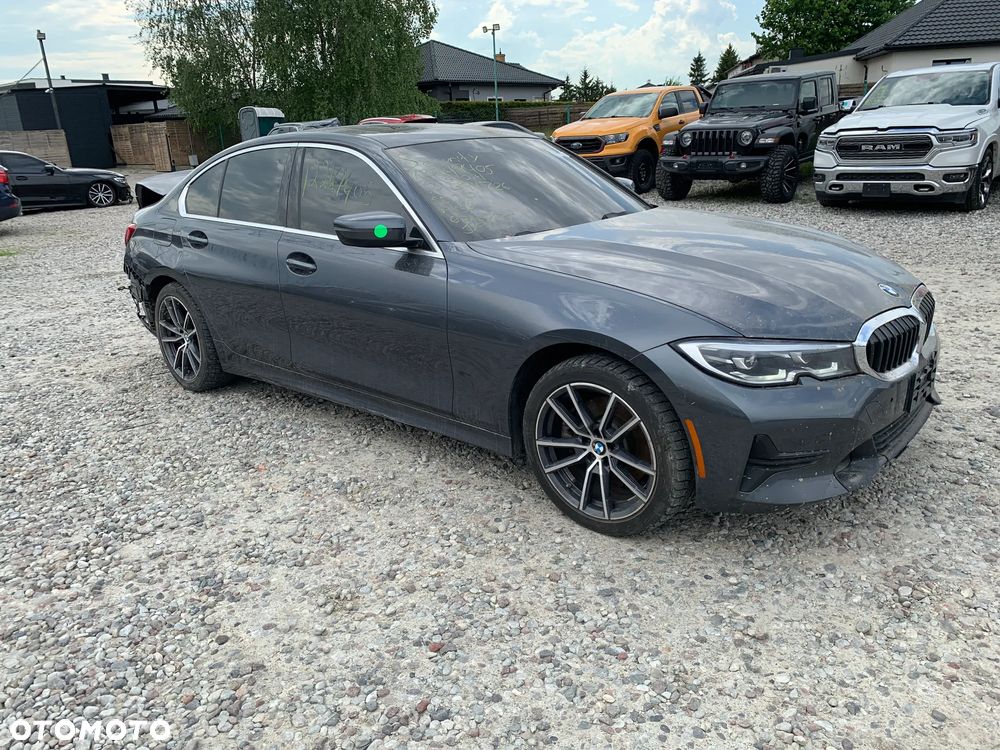 BMW Seria 3 330i xDrive - 6