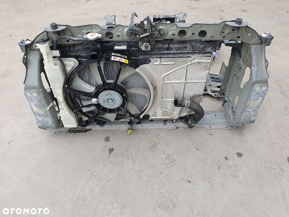 TOYOTA YARIS III LIFT PAS PRZEDNI 1.5 VVTI - 5