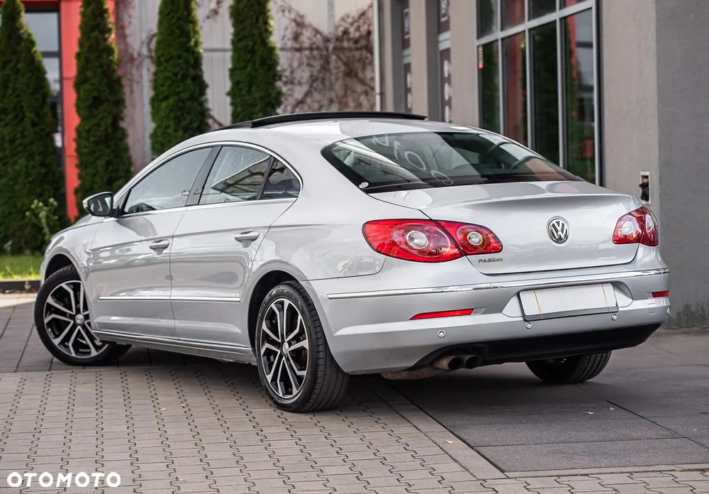 Volkswagen Passat CC 2.0 TSI Exclusive - 9