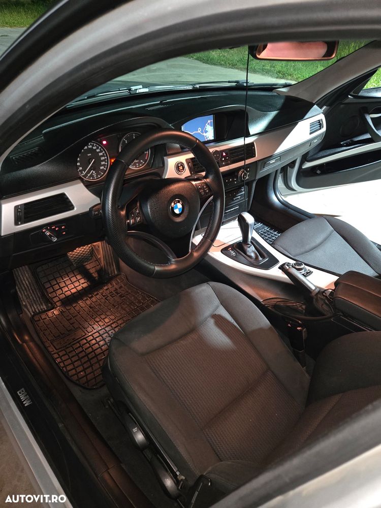 BMW Seria 3 320d DPF Aut. - 4