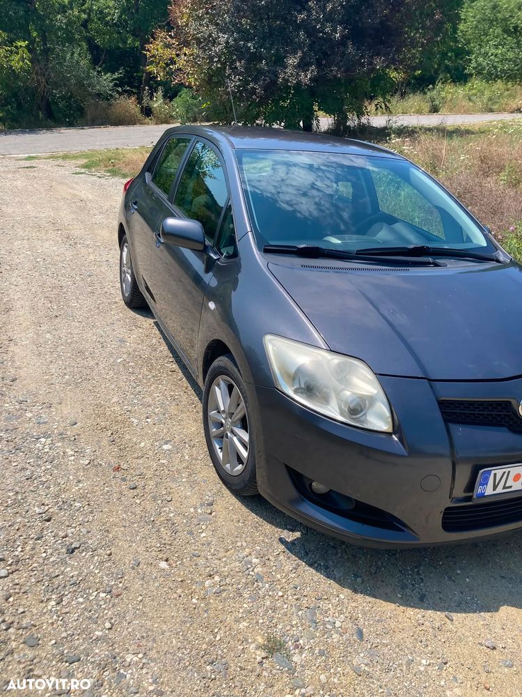 Toyota Auris - 5