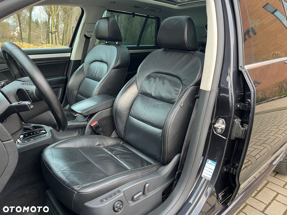 Skoda Superb 2.0 TDI DSG Elegance - 15