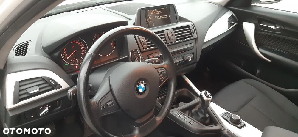 BMW Seria 1 116i Sport Line - 13