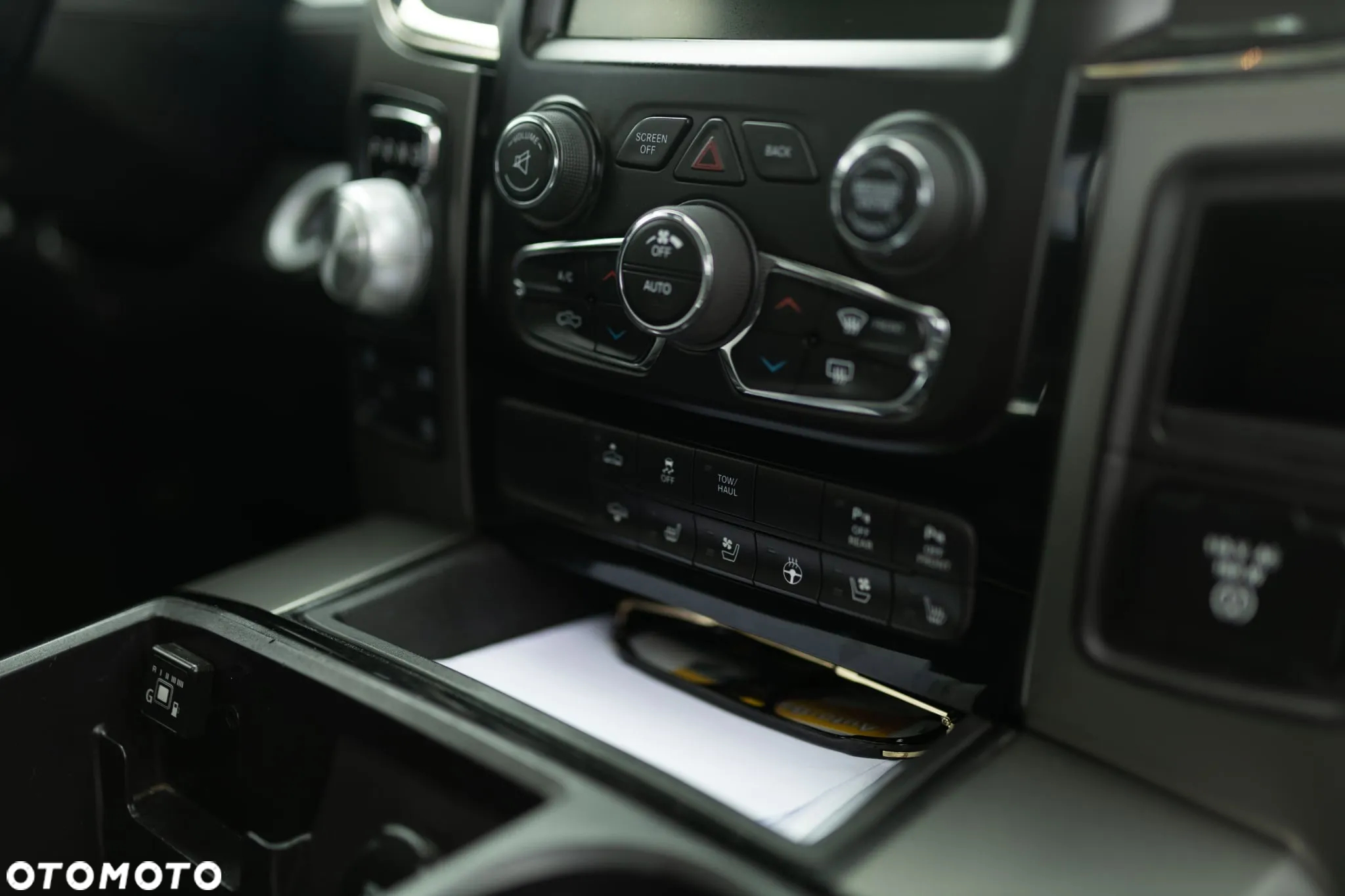 Dodge RAM 1500 5.7 4x4 - 15