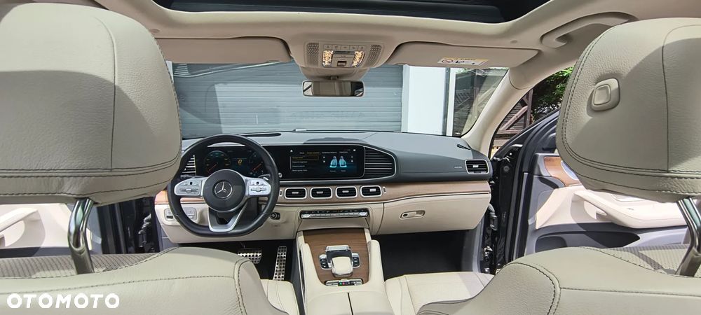 Mercedes-Benz GLS - 8