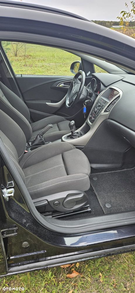 Opel Astra - 11