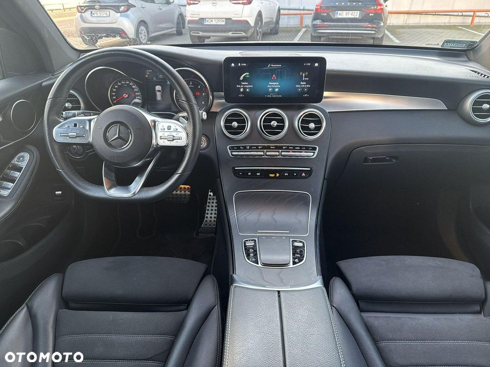 Mercedes-Benz GLC - 22