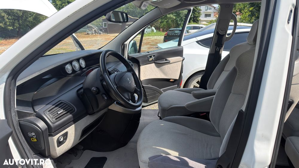 Peugeot 807 HDi 135 Allure - 5