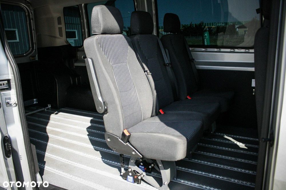 Ford Transit - 10