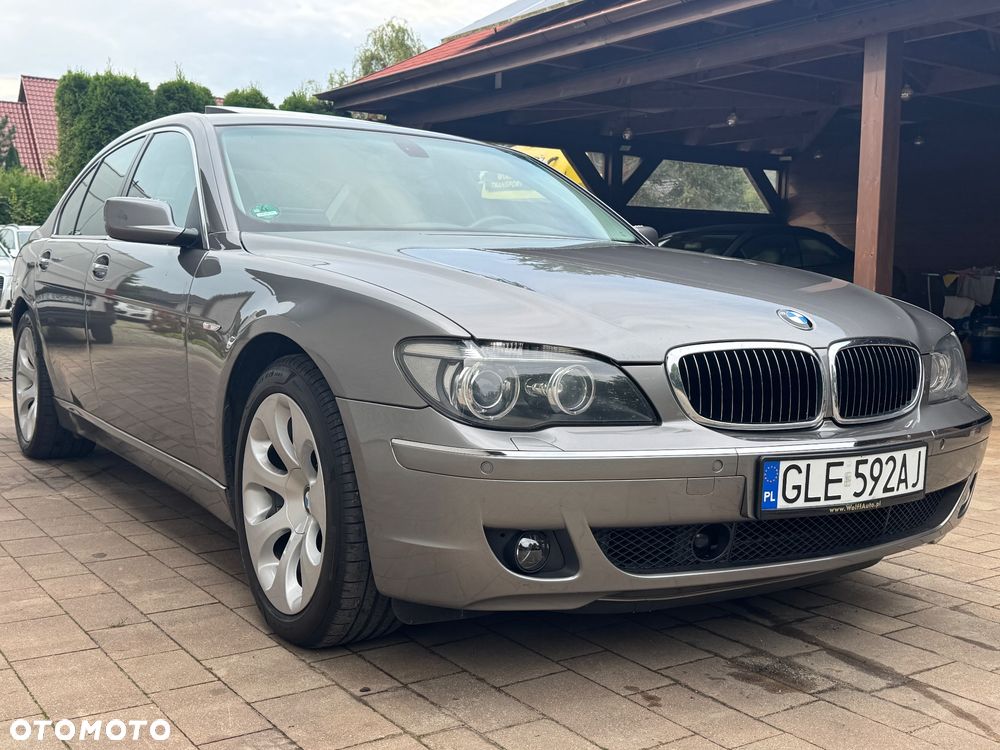 BMW 7 Series 2005 photo 4
