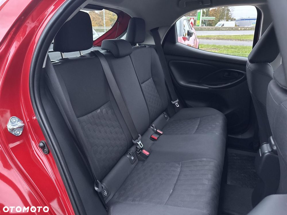 Toyota Yaris Hybrid 1.5 Comfort - 22