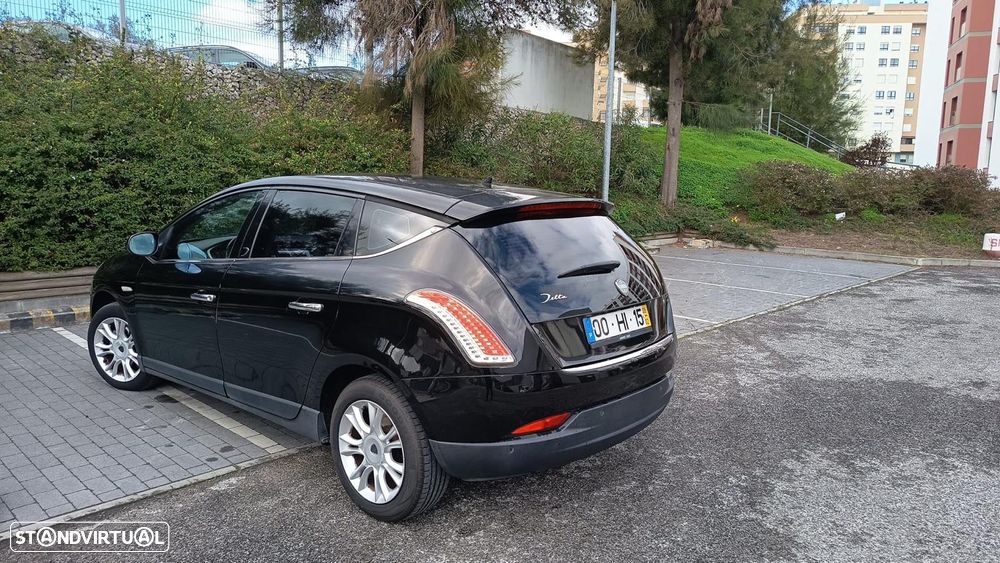 Lancia Delta 1.6 M-Jet Platino Com 57X - 11