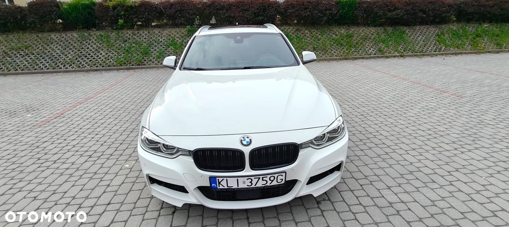BMW Seria 3 330i xDrive Edition Luxury Line Purity - 3
