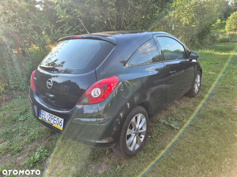 Opel Corsa - 2