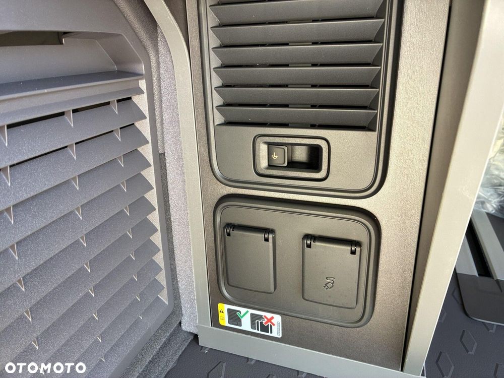 Volkswagen California - 35