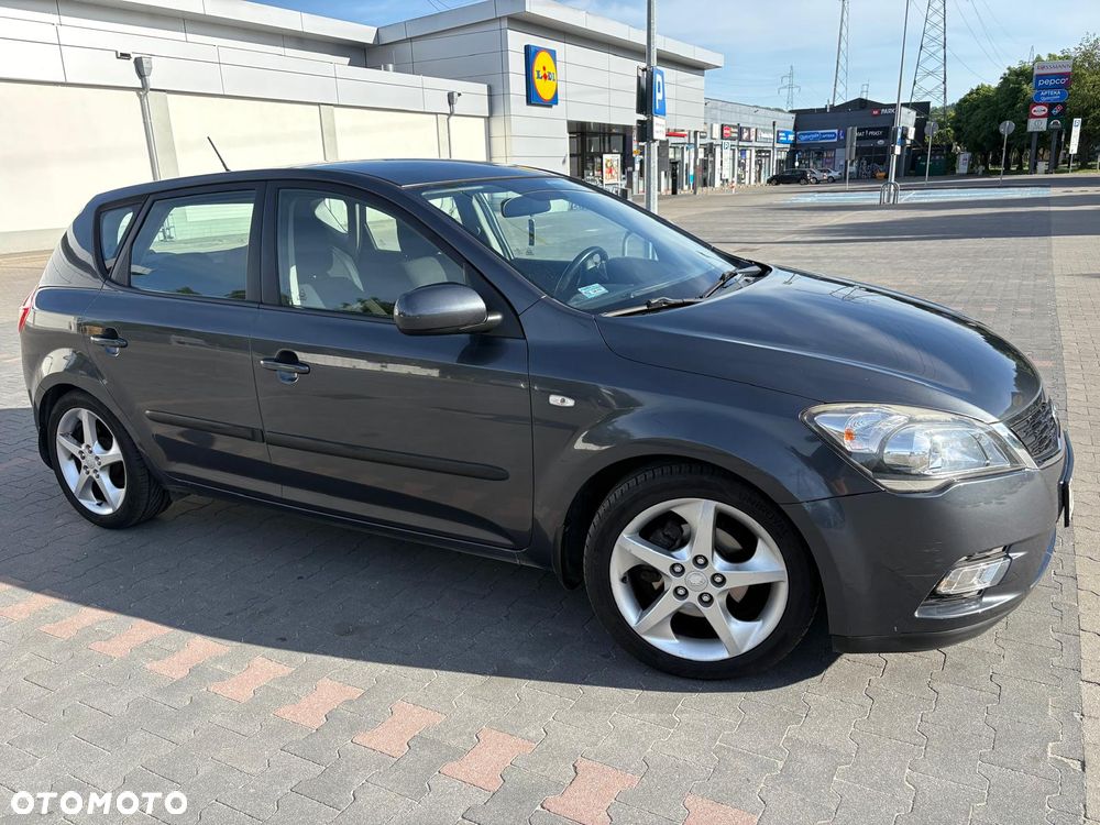 Kia Ceed 1.4 Comfort - 4