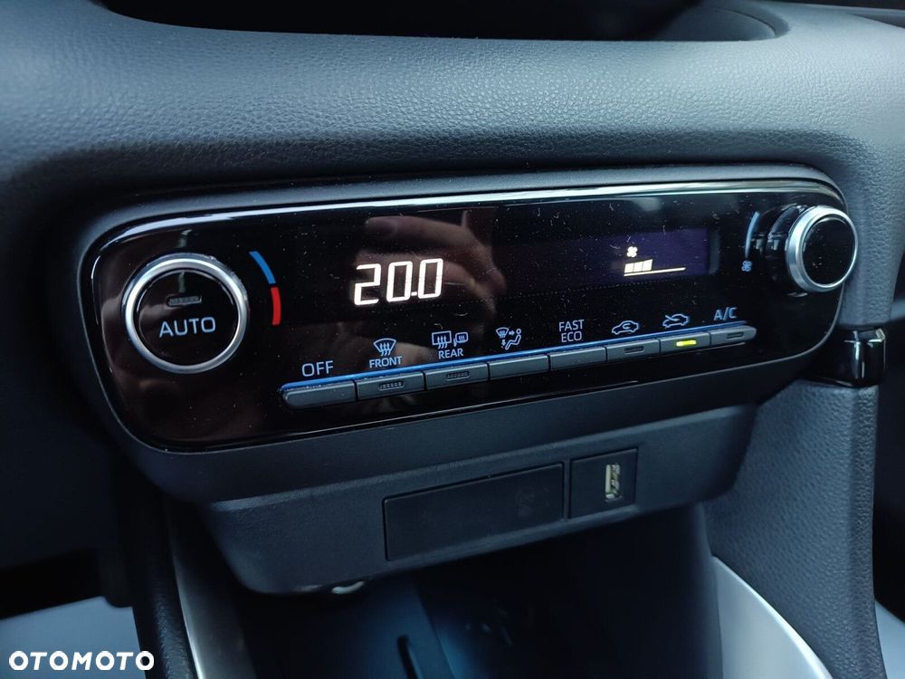 Toyota Yaris Hybrid 1.5 Comfort - 21