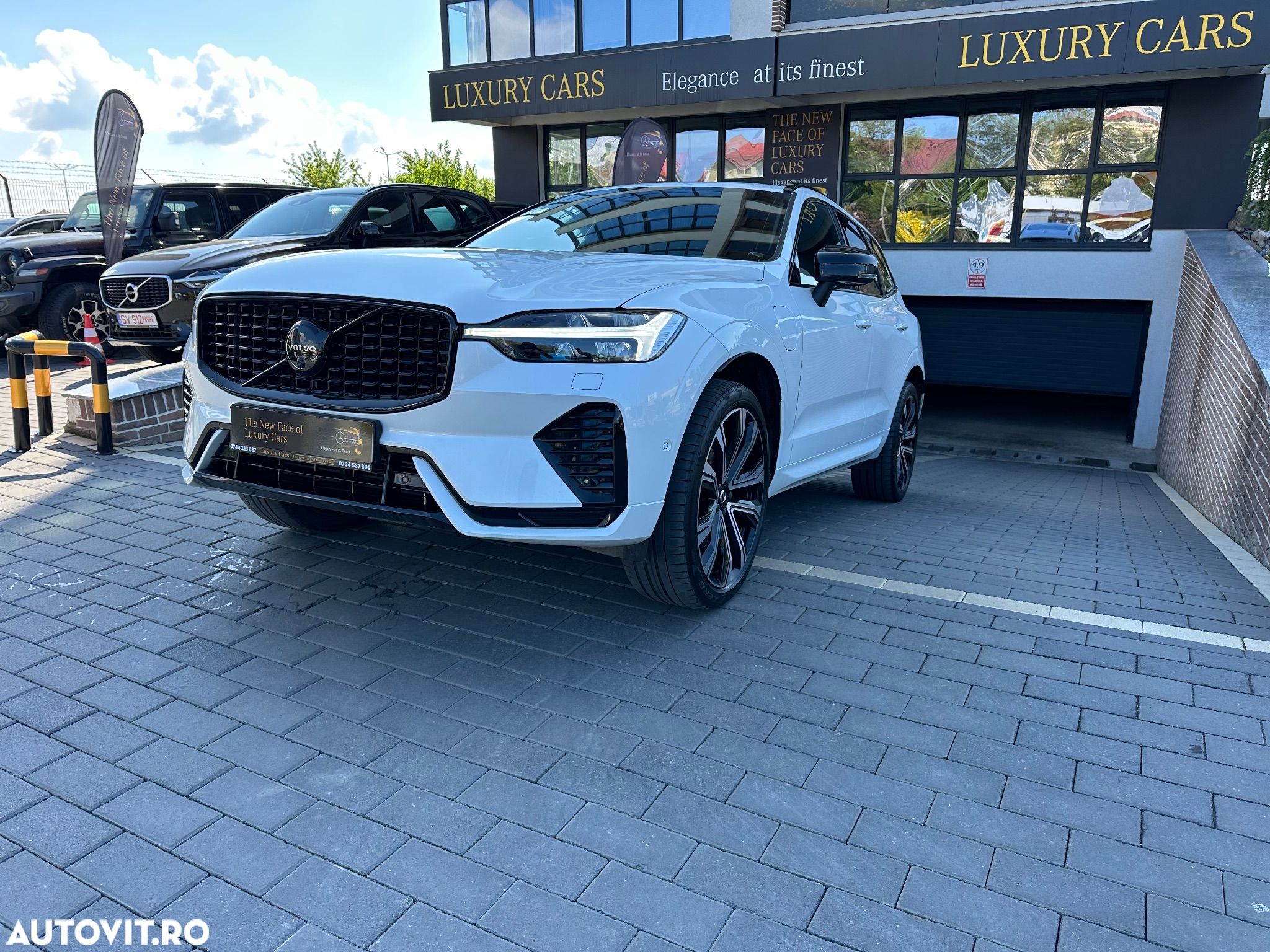 Volvo XC 60 T6 AWD Recharge Geartronic RDesign - 1