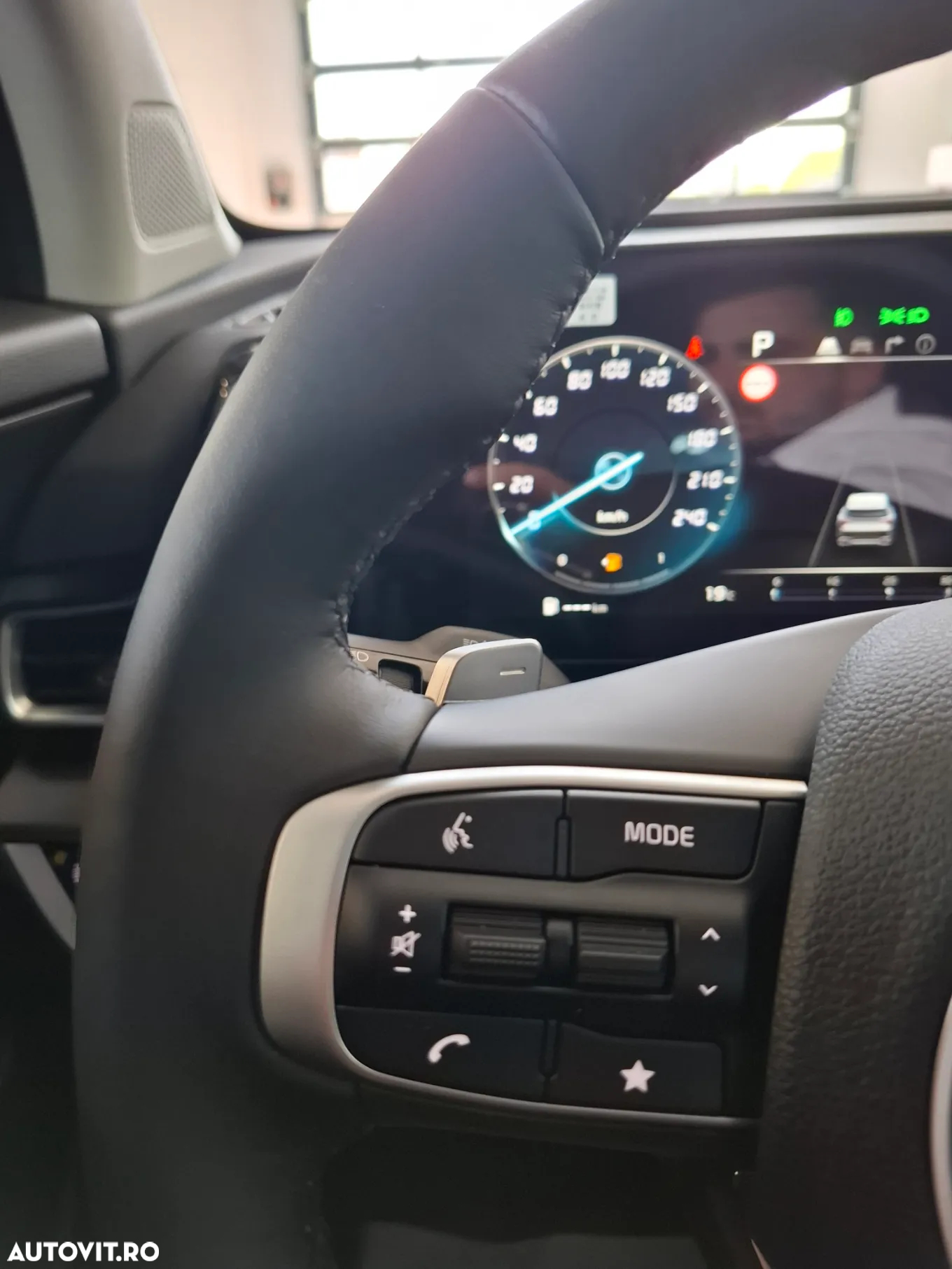 Kia Sportage 1.6 T-GDI 7DCT HP 4x2 MHEV Style - 25