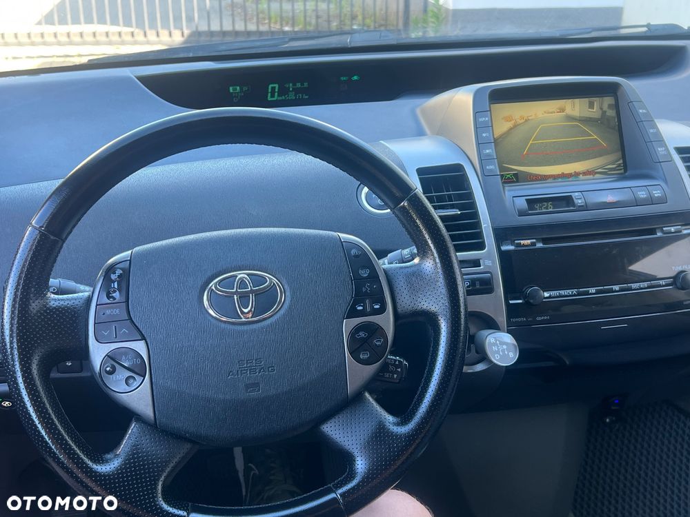 Toyota Prius 1.5 VVT-i Prestige - 10