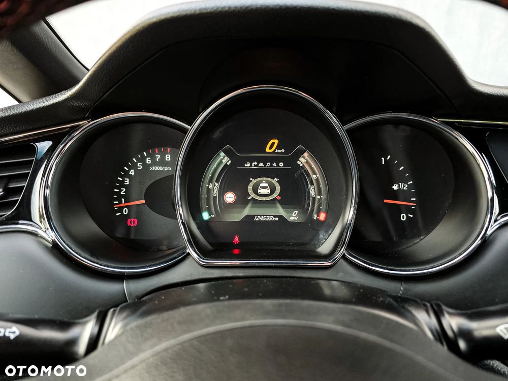 Kia Ceed 1.6 T-GDI GT - 23