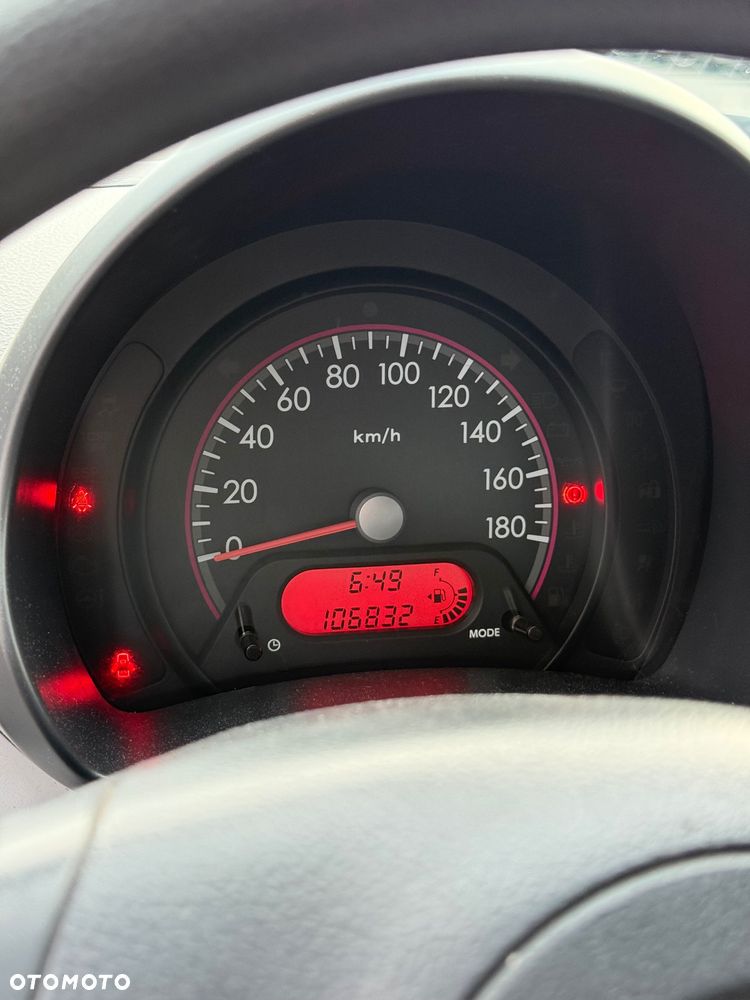 Suzuki Alto - 8