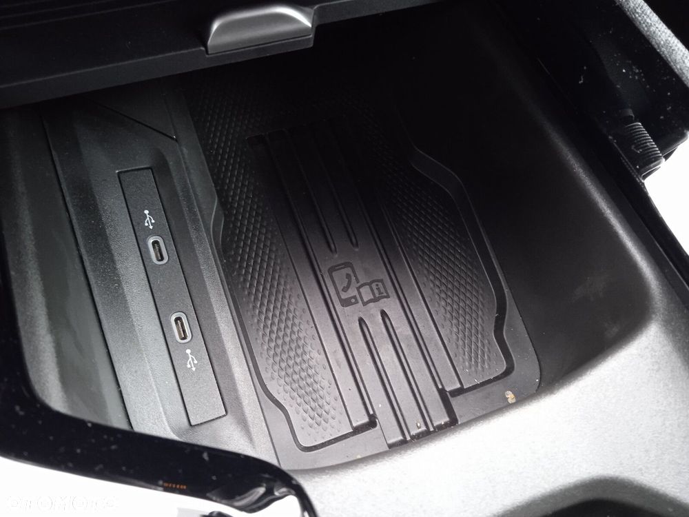 Skoda Superb 2.0 TDI SCR 4x4 Selection DSG - 20