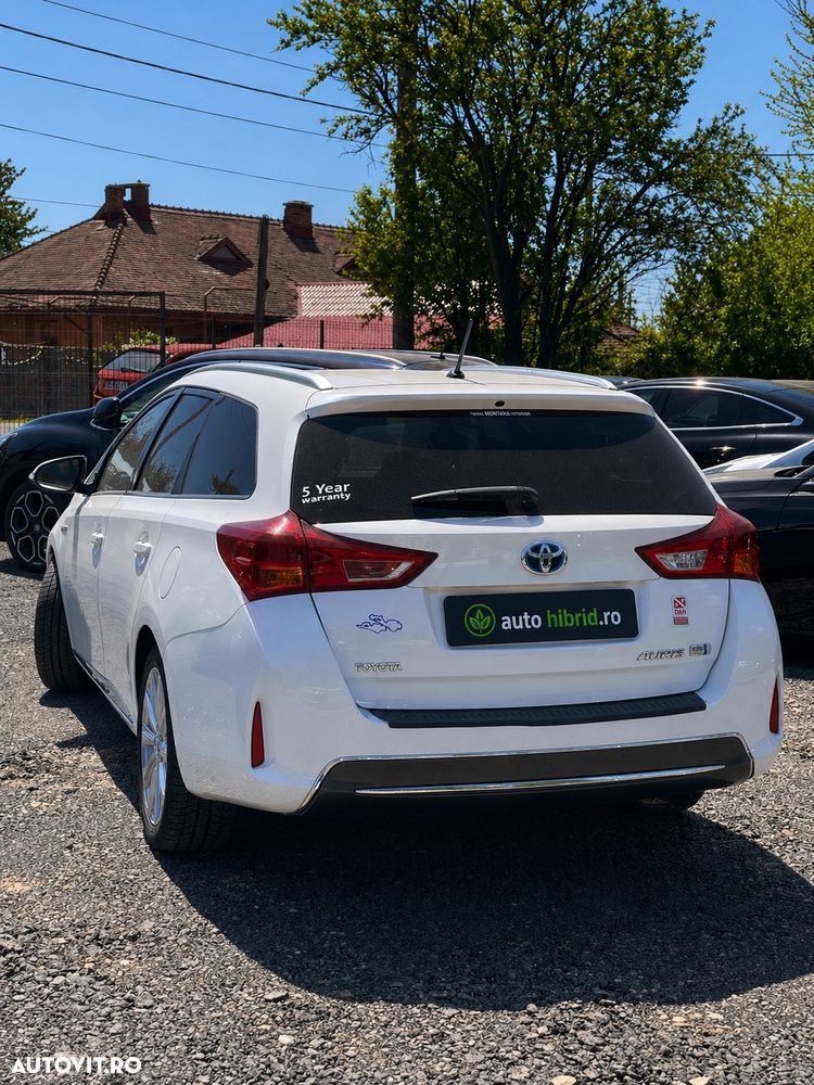 Toyota Auris - 4