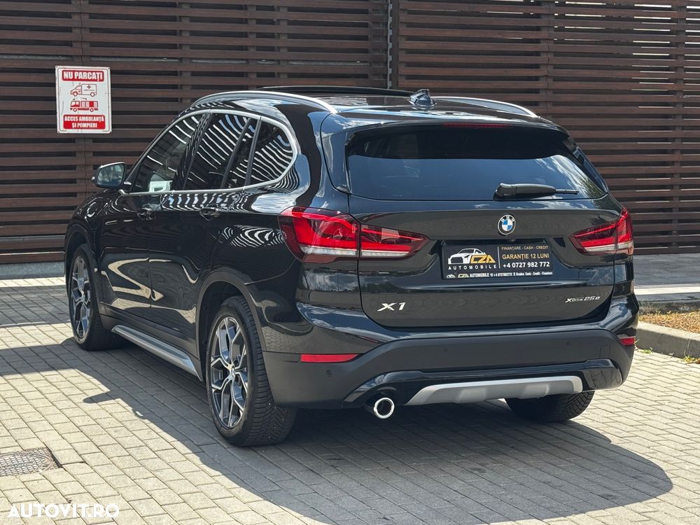 BMW X1 xDrive25e Sport Line - 14