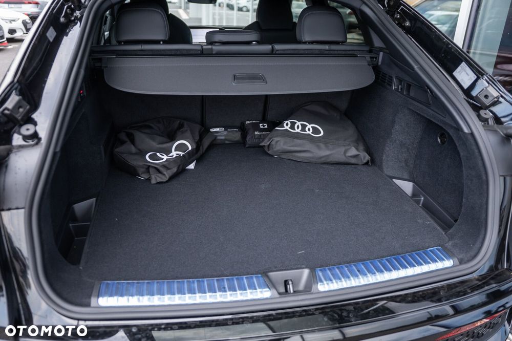 Audi Q5 Sportback - 10