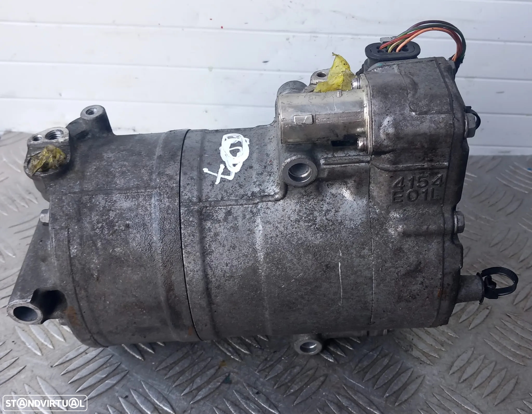 Compressor Ar Condicionado Mercedes W205 C220 CDI Ref: A0008301901/651921 - 3