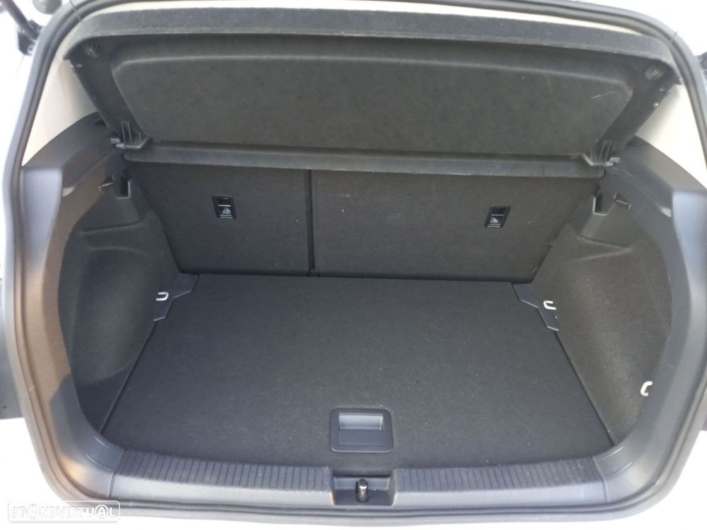 VW T-Cross 1.0 TSI Urban - 16