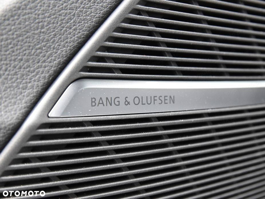 Audi Q8 - 10