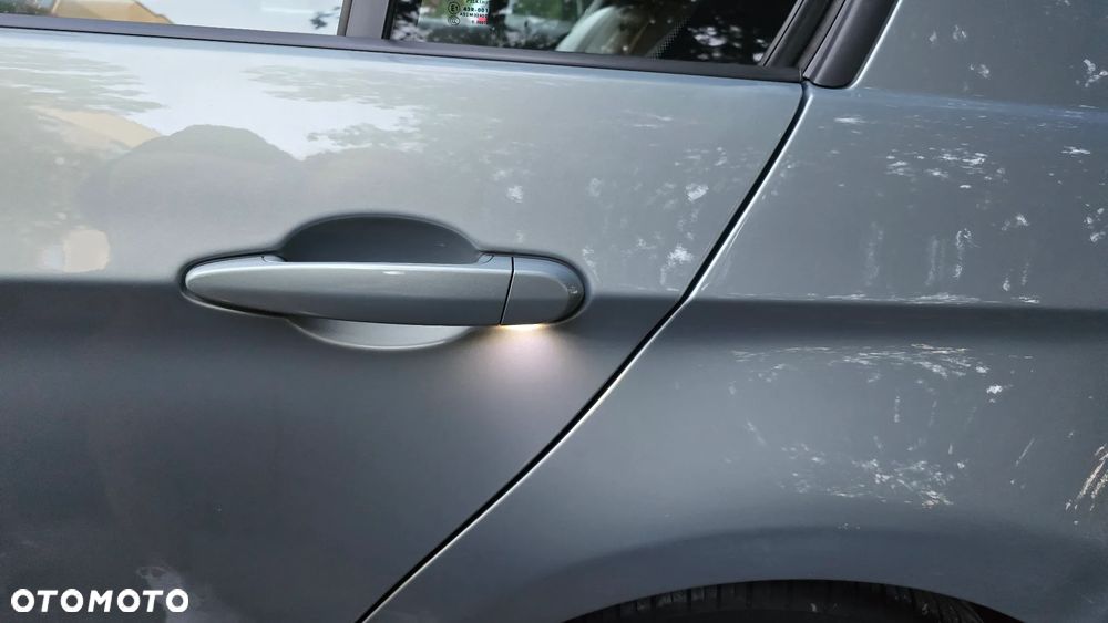 BMW Seria 3 - 10