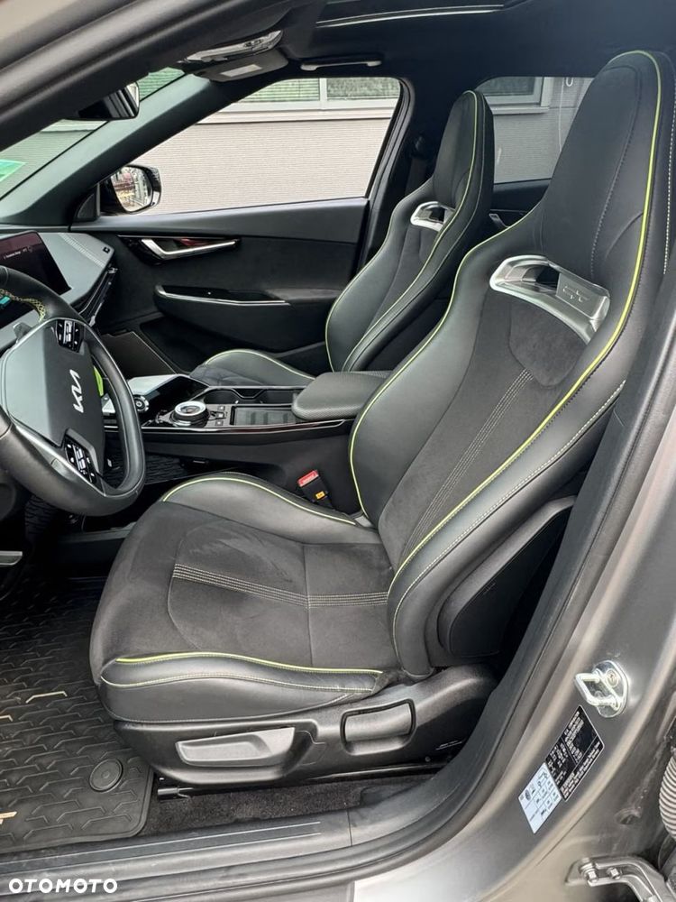 Kia EV6 77,4-kWh AWD GT - 22
