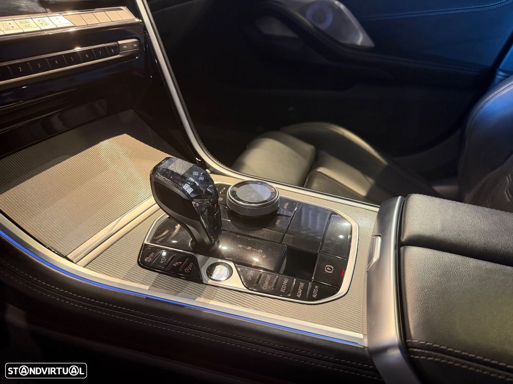 BMW 840 Gran Coupé d xDrive Pack M - 30