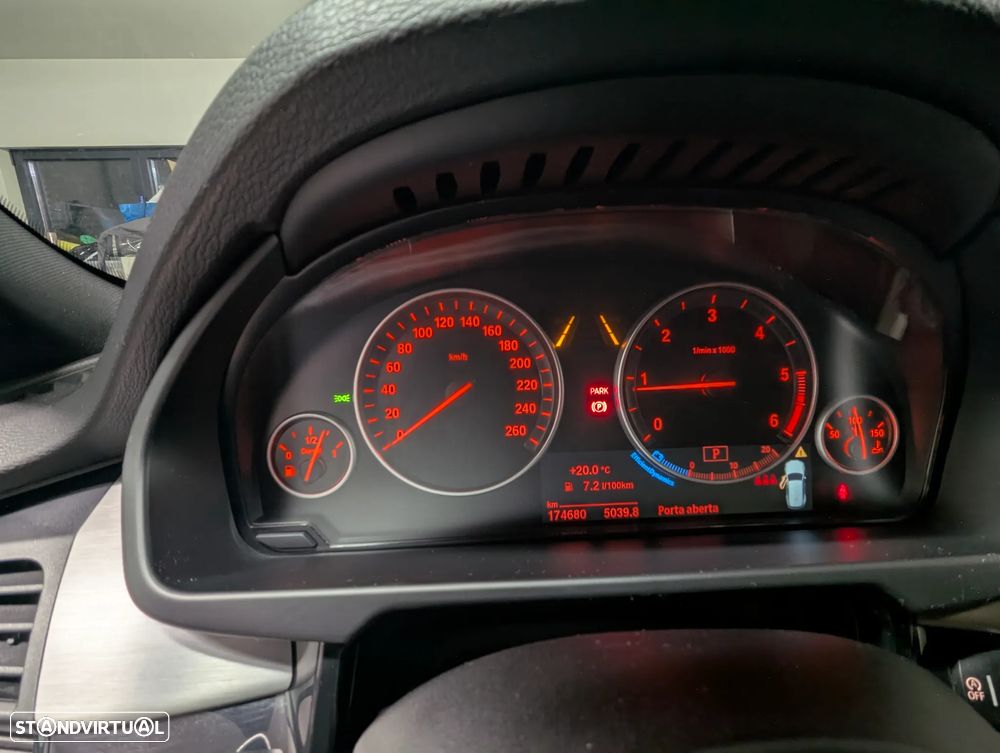 BMW X5 25 d sDrive Comfort 7L - 18