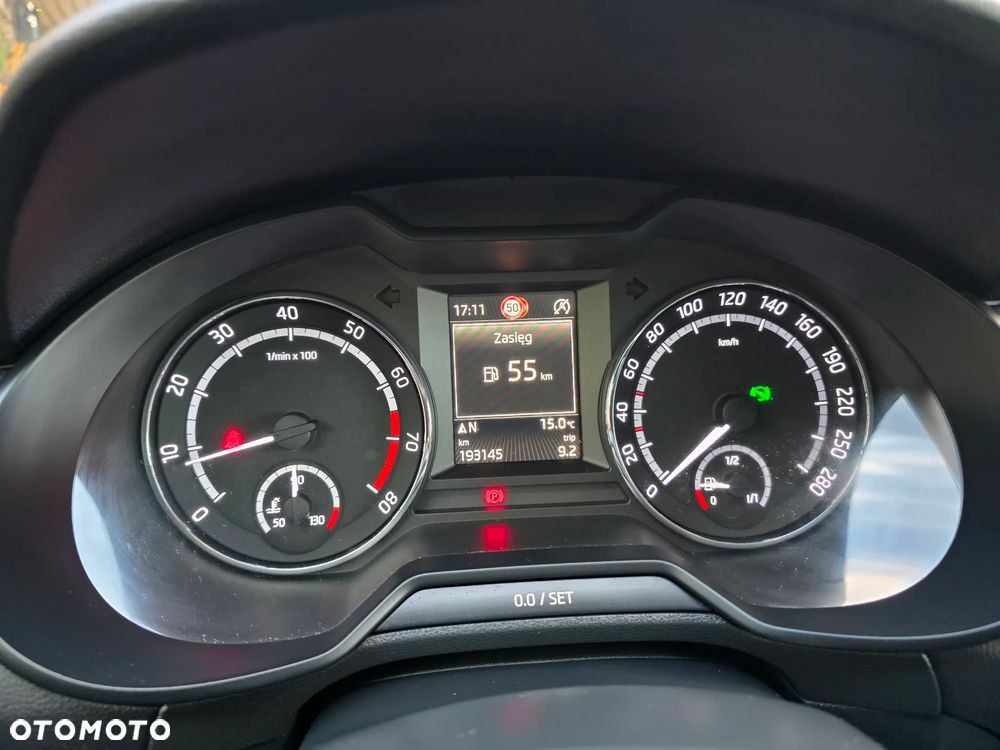 Skoda Octavia 2.0 TSI (Green tec) DSG RS - 24