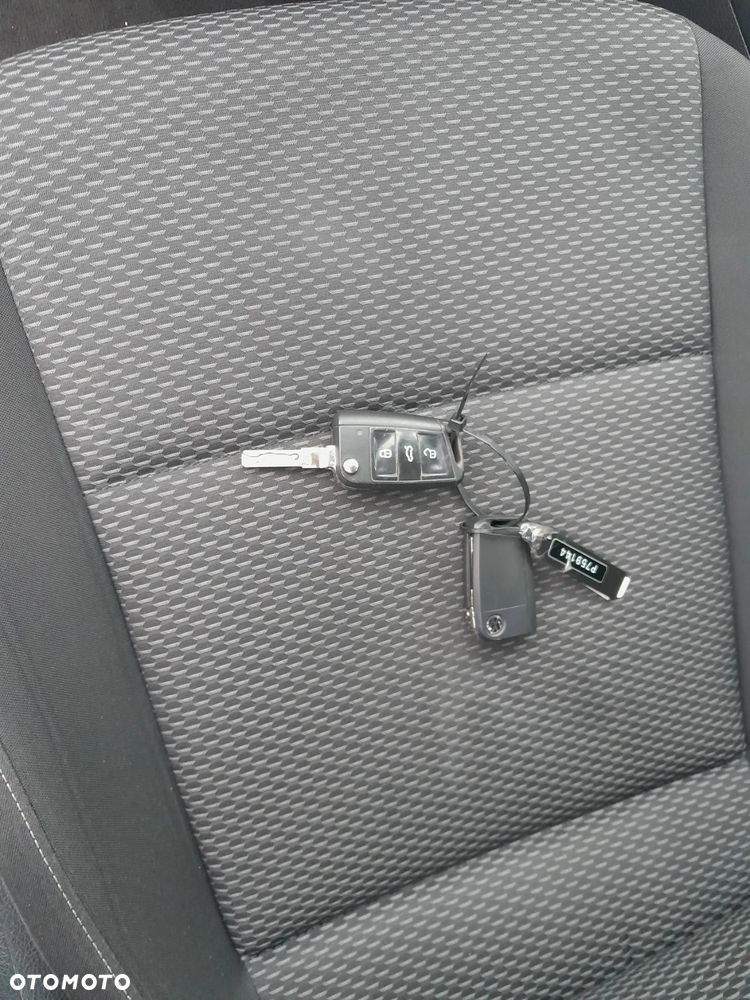 Volkswagen Golf Variant 1.6 TDI (BlueMotion Technology) Comfortline - 11