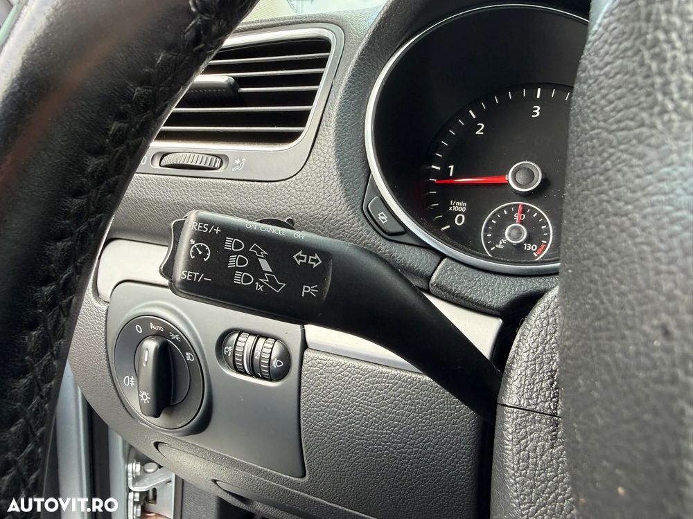 Volkswagen Golf 1.6 TDI BlueMotion Technology Trendline - 13